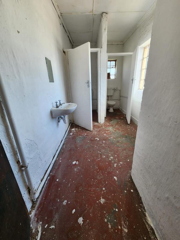 To Let commercial Property for Rent in Korsten Eastern Cape